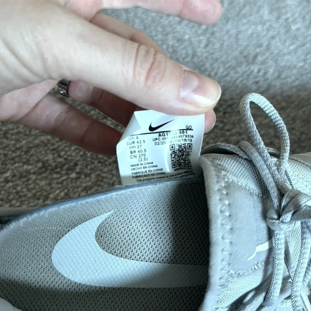 Nike Free Sneaker Shoe GUC Minimal Wear